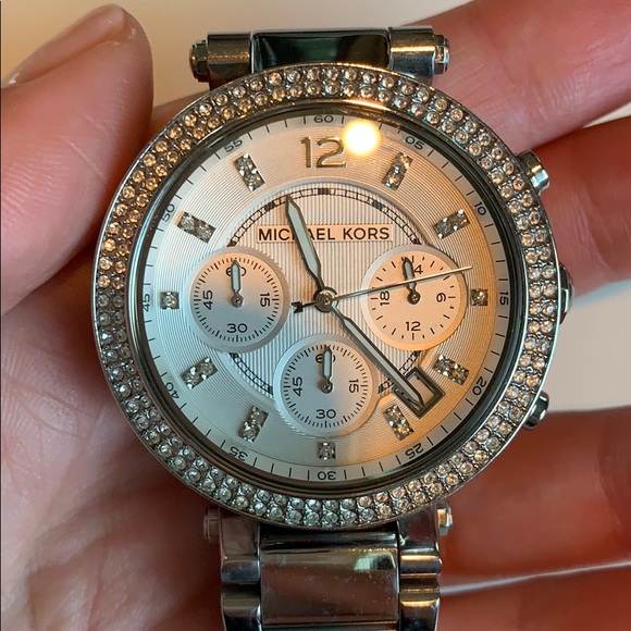 Michael Kors Parker Watch - Picture 12 of 12